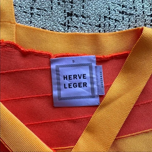 Herve Leger Bandage Dress 🔥 - Picture 3 of 7